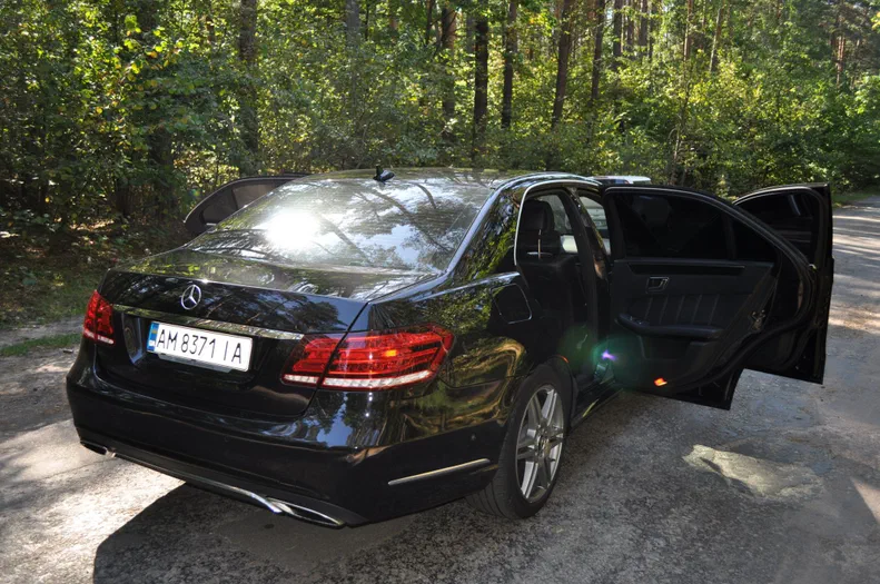 Mercedes-Benz E-Клас 2015 - 19