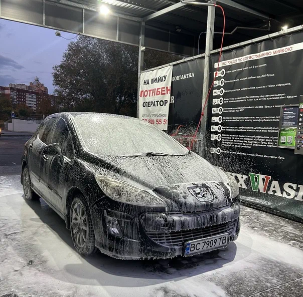 Peugeot 308 2008 - 6