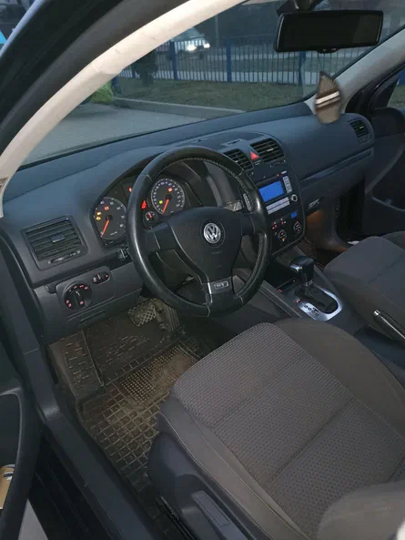 Volkswagen Golf 2007 - 5