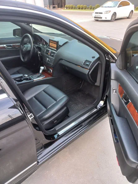 Mercedes-Benz C-Класс 2010