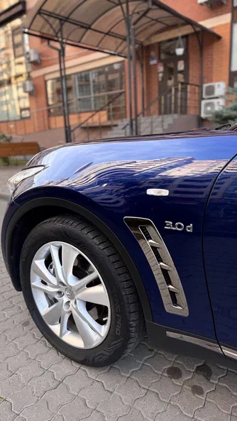 Infiniti QX70 2016 - 14