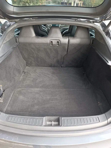 Tesla Model S 2015 - 12