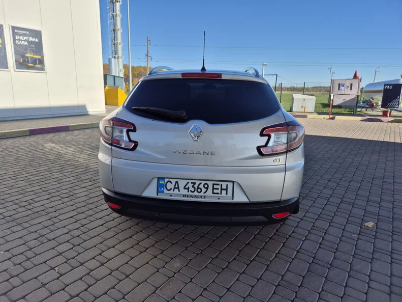 Renault Megane 2011 - 8