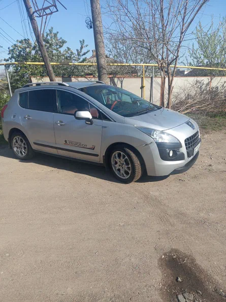 Peugeot 3008 2009 - 8