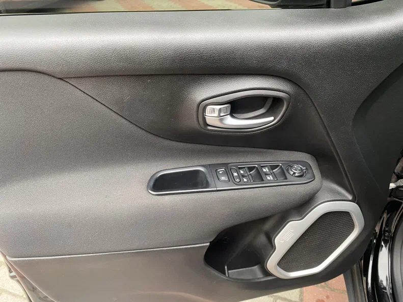 Jeep Renegade 2018 - 20