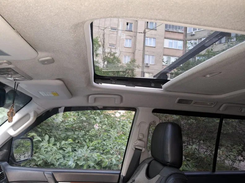 Mitsubishi Pajero 2008 - 9