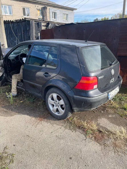 Volkswagen Golf 1998