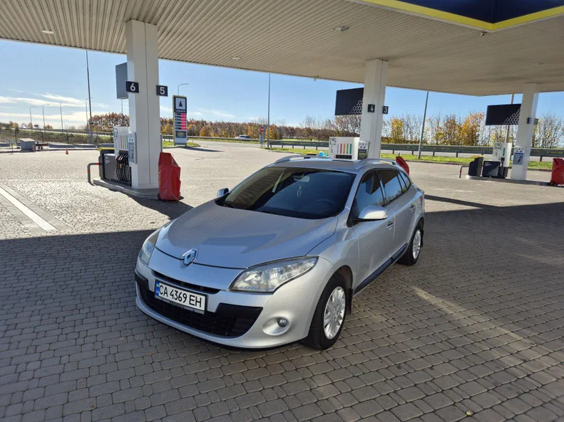 Renault Megane 2011 - 13