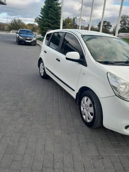 Nissan Note 2011 - 5