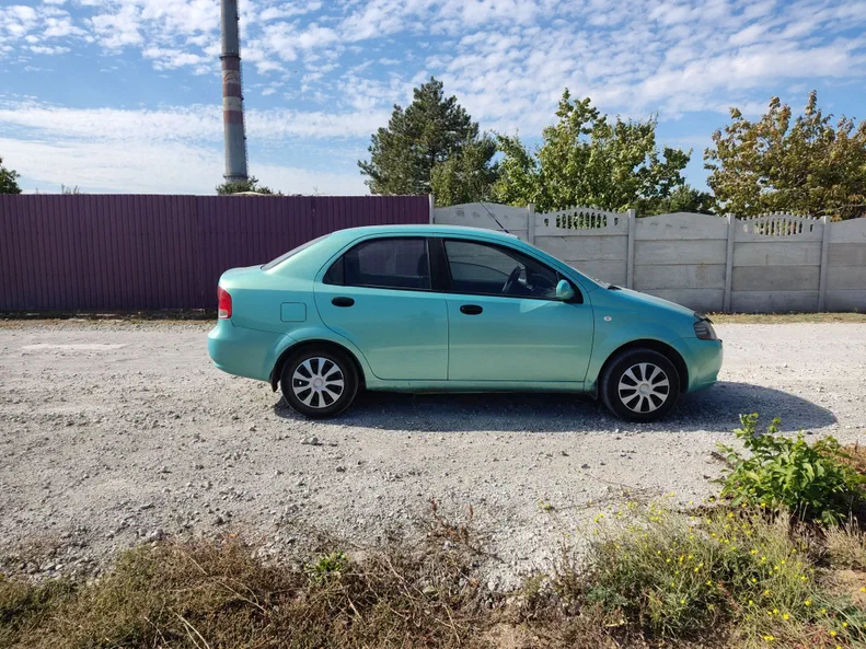Chevrolet Aveo 2005 - 5
