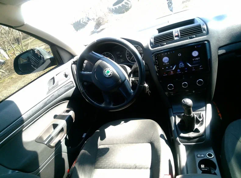 Skoda Octavia 2011 - 8