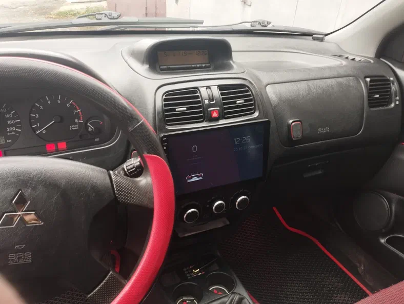 Mitsubishi Space Star 2004 - 14