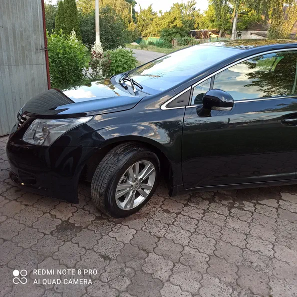 Toyota Avensis 2011