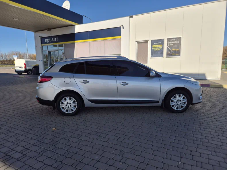 Renault Megane 2011 - 11