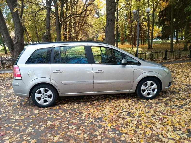 Opel Zafira 2005