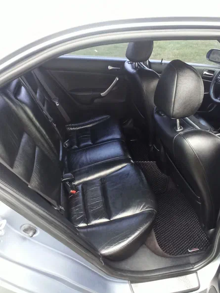 Honda Accord 2004 - 8