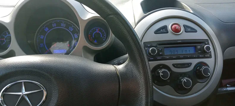 JAC J2 (Yueyue) 2013 - 5