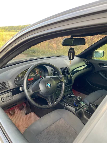 BMW 3 серія 2002 - 6