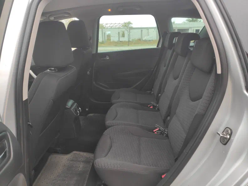 Peugeot 308 2010 - 19