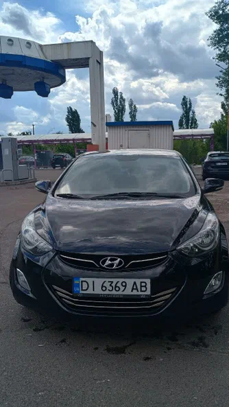 Hyundai Elantra 2013