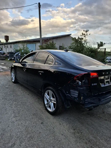 Volvo S60 2015
