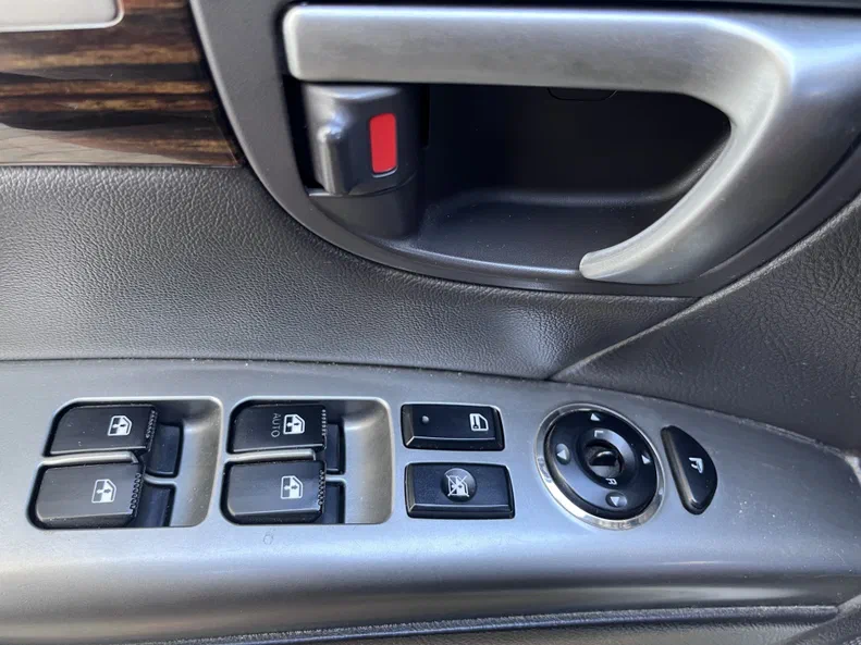 Hyundai Santa Fe 2011 - 8