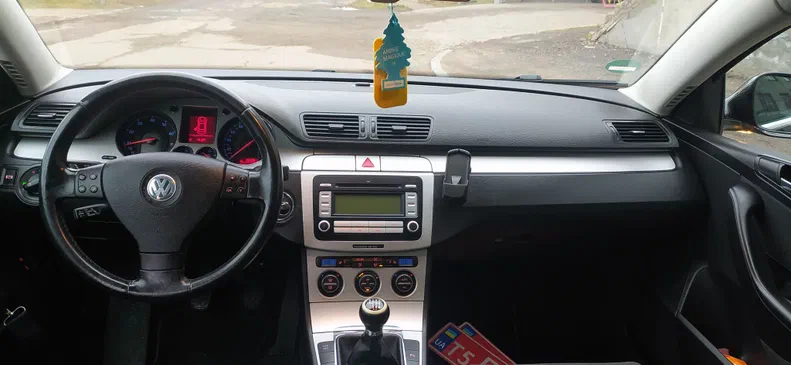 Volkswagen Passat 2007 - 5
