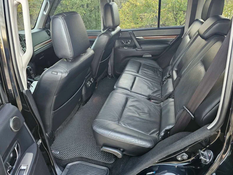 Mitsubishi Pajero 2007 - 18