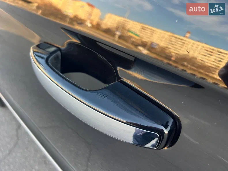 Lincoln Navigator 2019 - 12