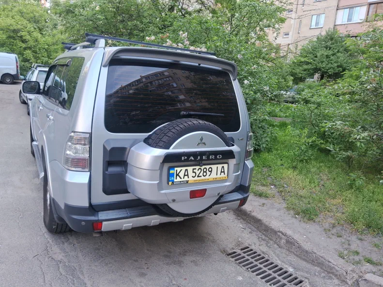 Mitsubishi Pajero 2008 - 10