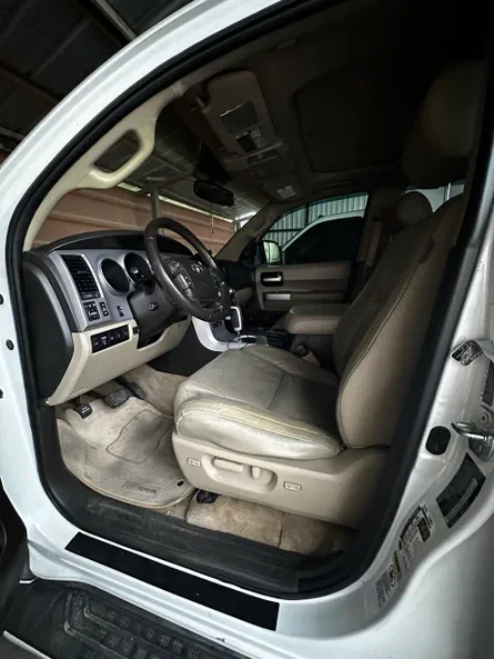 Toyota Sequoia 2008