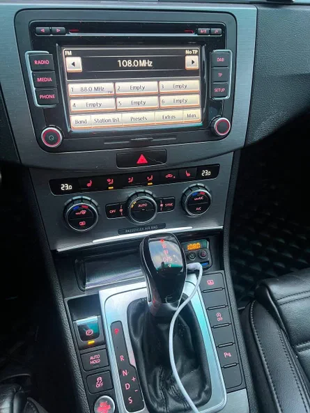 Volkswagen Passat 2013 - 8