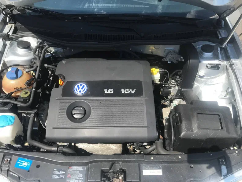 Volkswagen Golf 2002 - 14