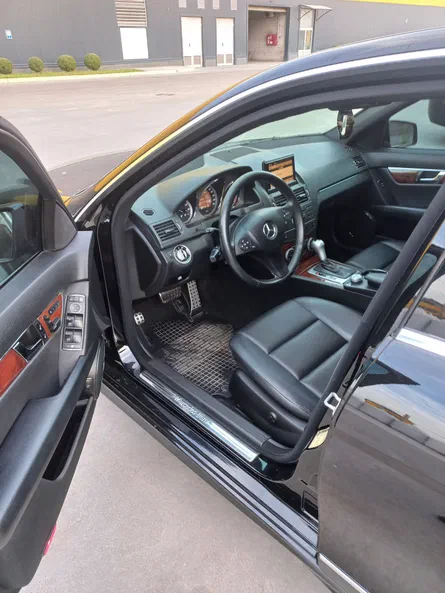 Mercedes-Benz C-Класс 2010