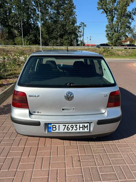 Volkswagen Golf 2002 - 10