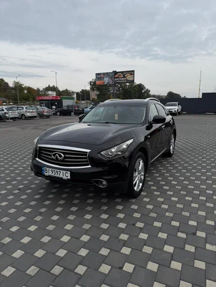 Infiniti FX 2012