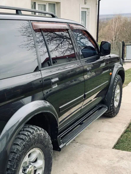 Mitsubishi Pajero 2003 - 7