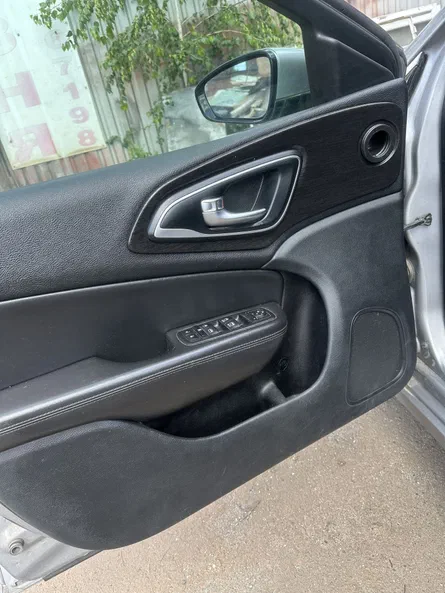 Chrysler 200 2014 - 6