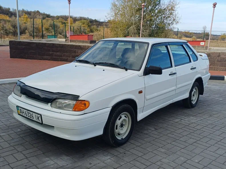 Lada (ВАЗ) 2115 2012