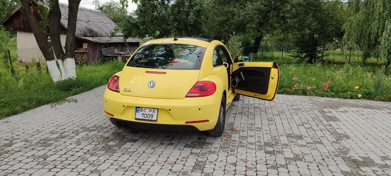 Volkswagen Beetle 2014