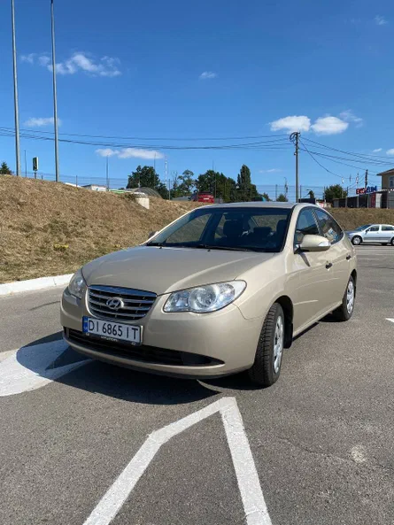 Hyundai Elantra 2010