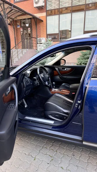 Infiniti QX70 2016 - 9