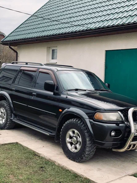 Mitsubishi Pajero 2003 - 5
