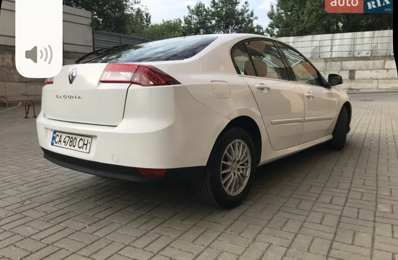 Renault Laguna 2012 - 9