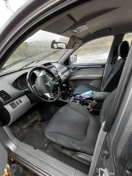 Mitsubishi Pajero 2013 - 11