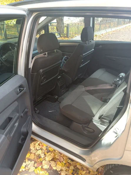 Opel Zafira 2005 - 7