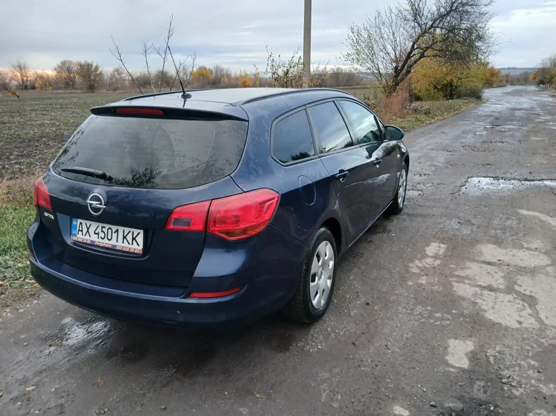 Opel Astra 2012 - 5