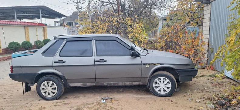 Lada (ВАЗ) 21099 2001