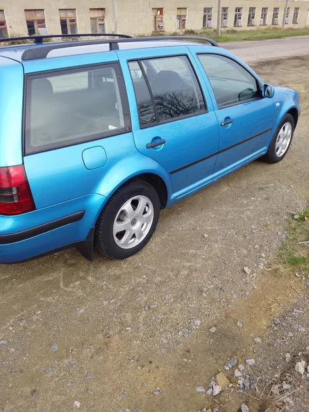 Volkswagen Golf 2003 - 7
