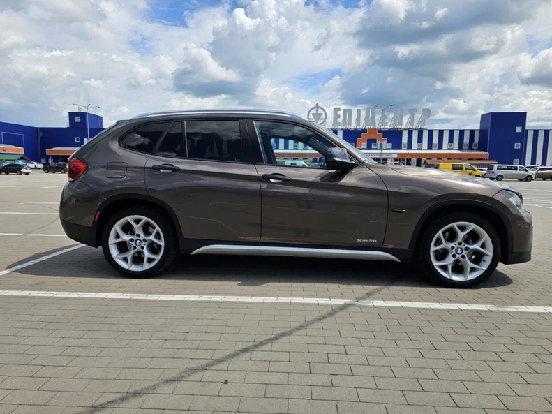 BMW X1 2010 - 8
